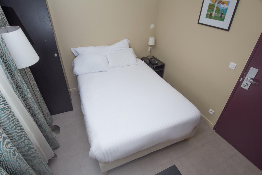 Hôtel Montmartre Parijs Kamer foto